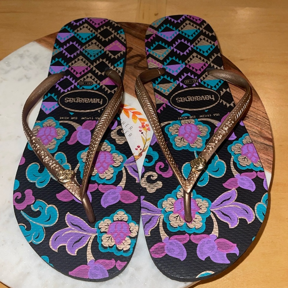 Havaianas floral flip flop